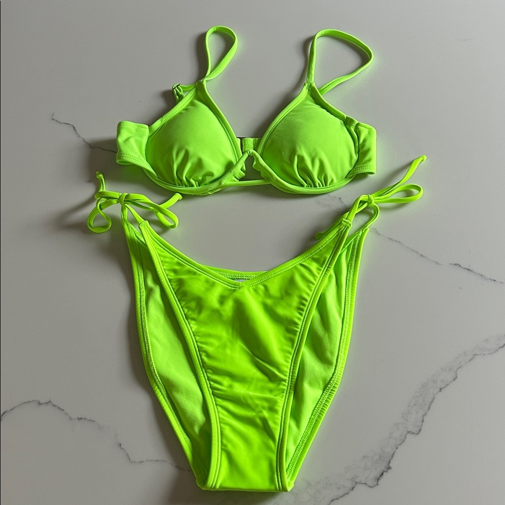NWOT Neon Green Bikini